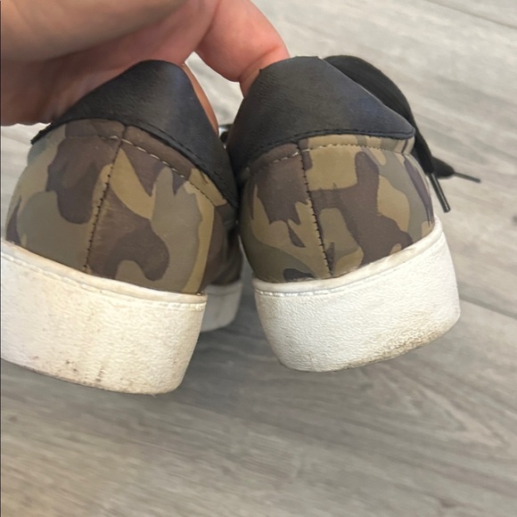 CCOCCI Camouflage Sneakers - Picture 5 of 8